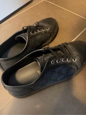 Gucci Black GG Canvas Low-Top Sneakers